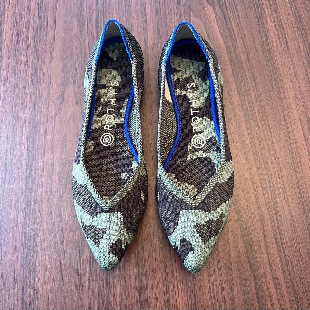 Rothy’s Points in Olive Camo